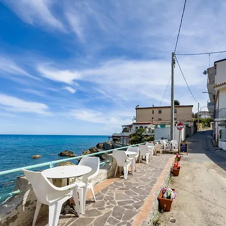 Vakantiehuis Mediterranean Dream - Caminia Bay